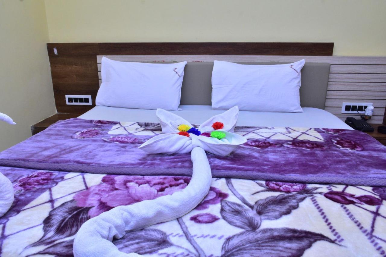 Hotel Mid East Haridaspur Экстерьер фото